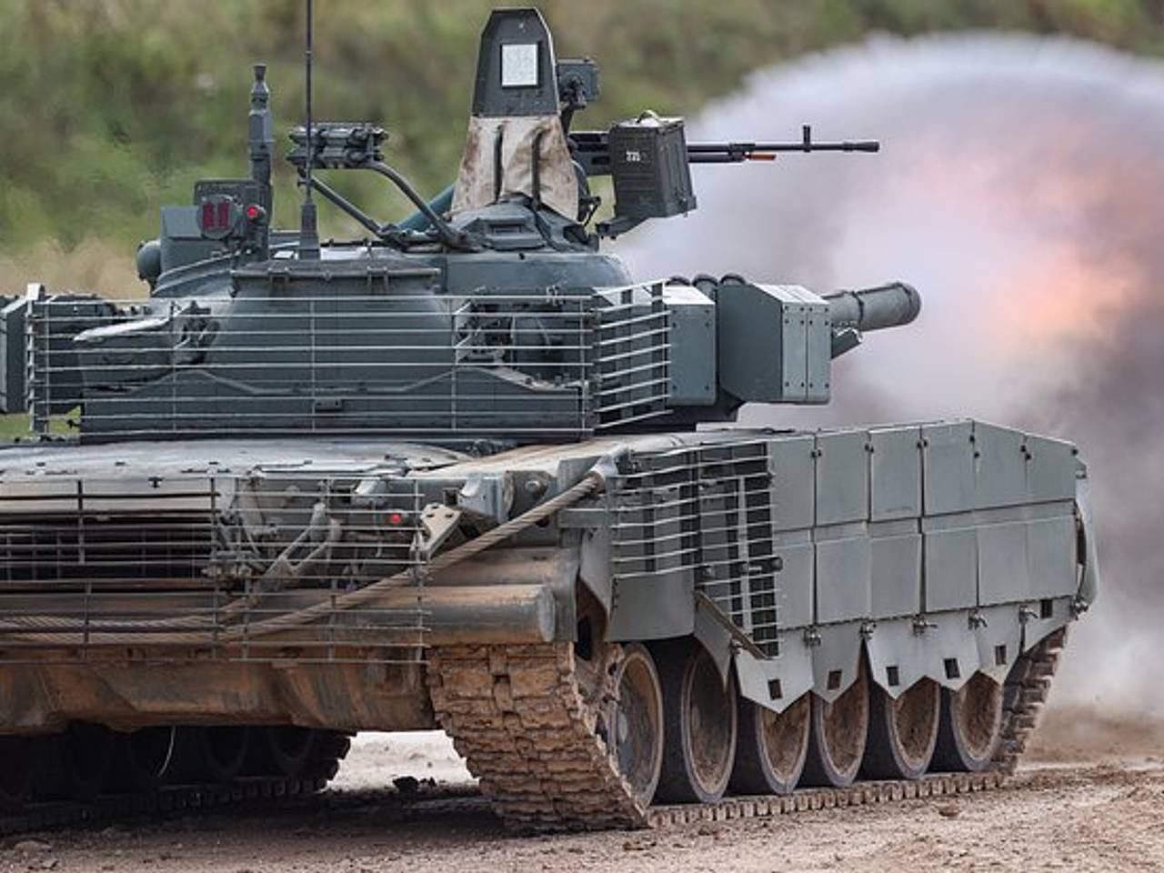 Российские танкисты начали применять антидроновые «медузы»
