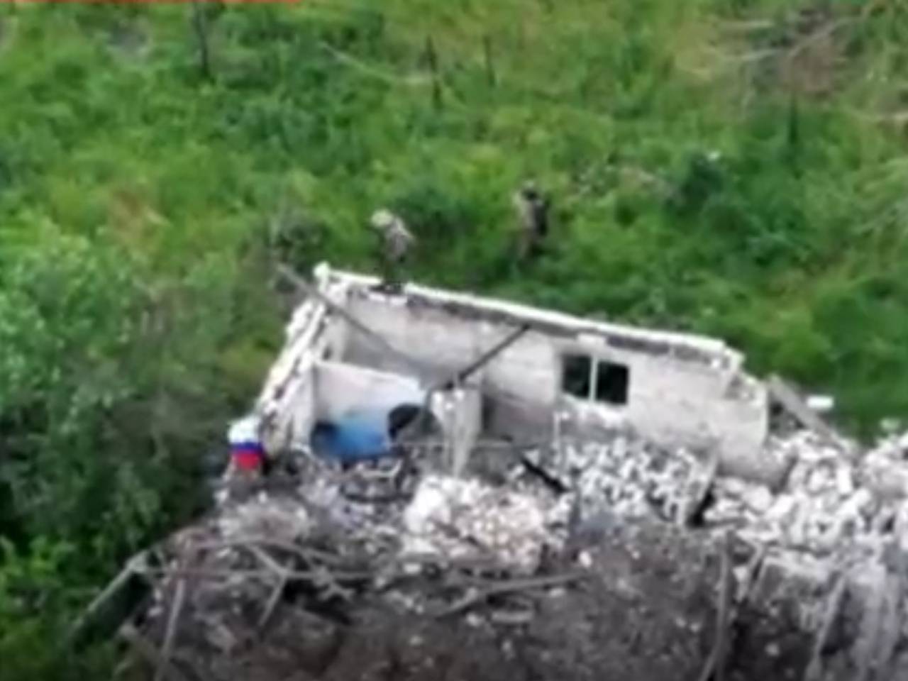 Появилось видео с водружением флага у границ с Запорожской и Днепропетровской областей