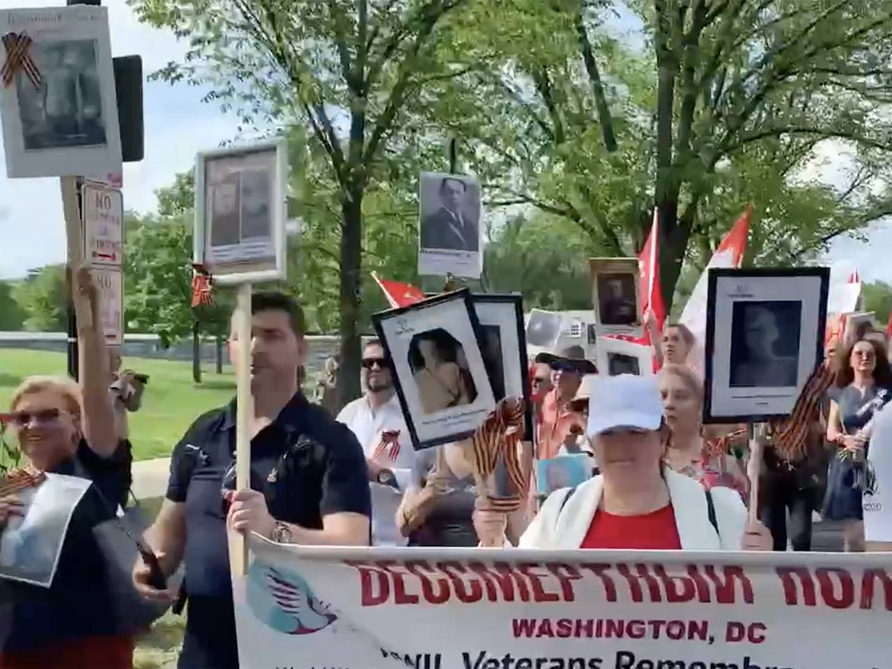 В США впервые за шесть лет прошла акция «Бессмертный полк»