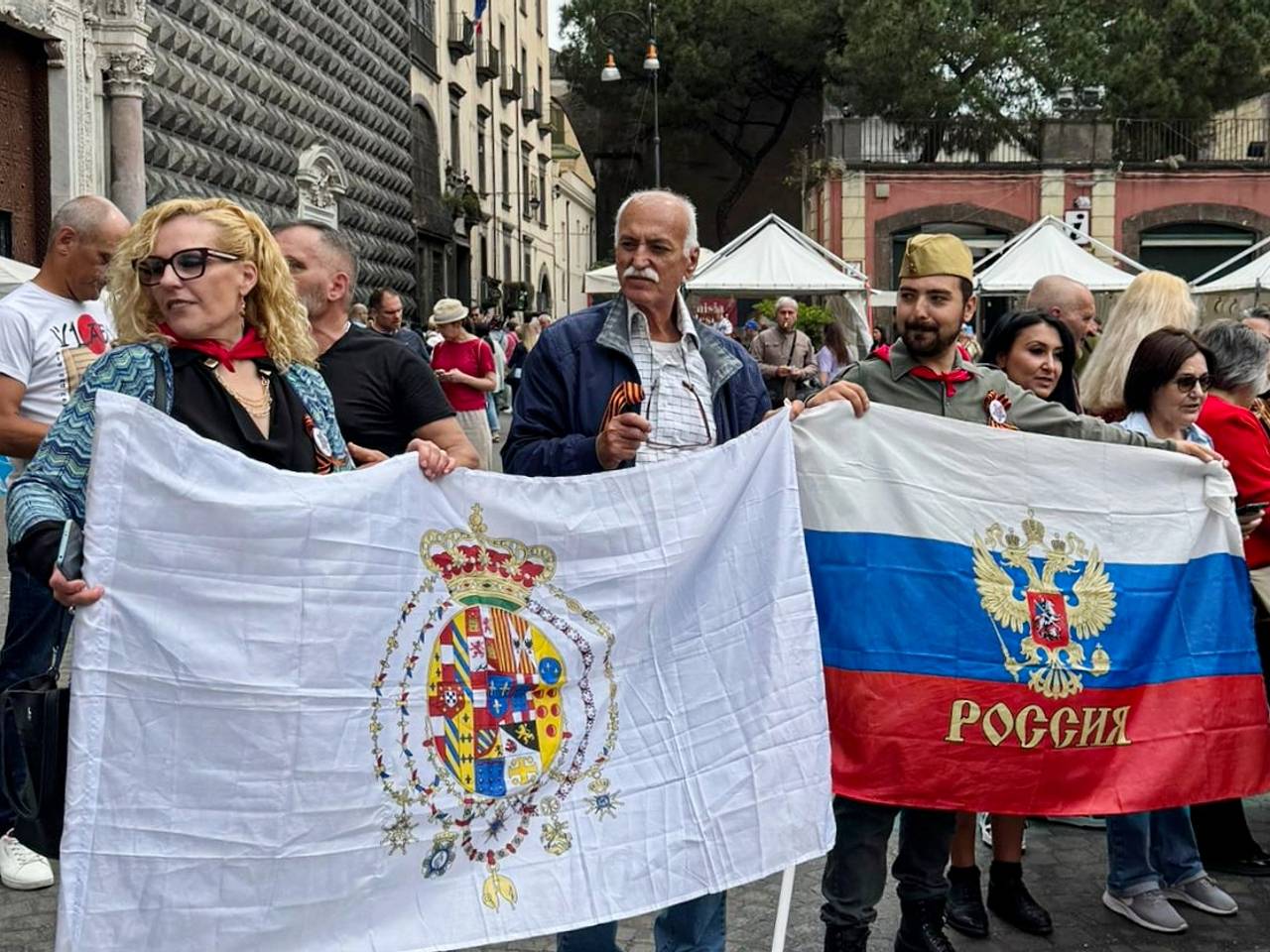 Сотни человек приняли участие в акции «Бессмертный полк» в европейской столице