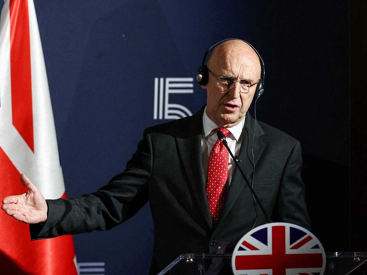 Британия призвала усилить давление на Россию