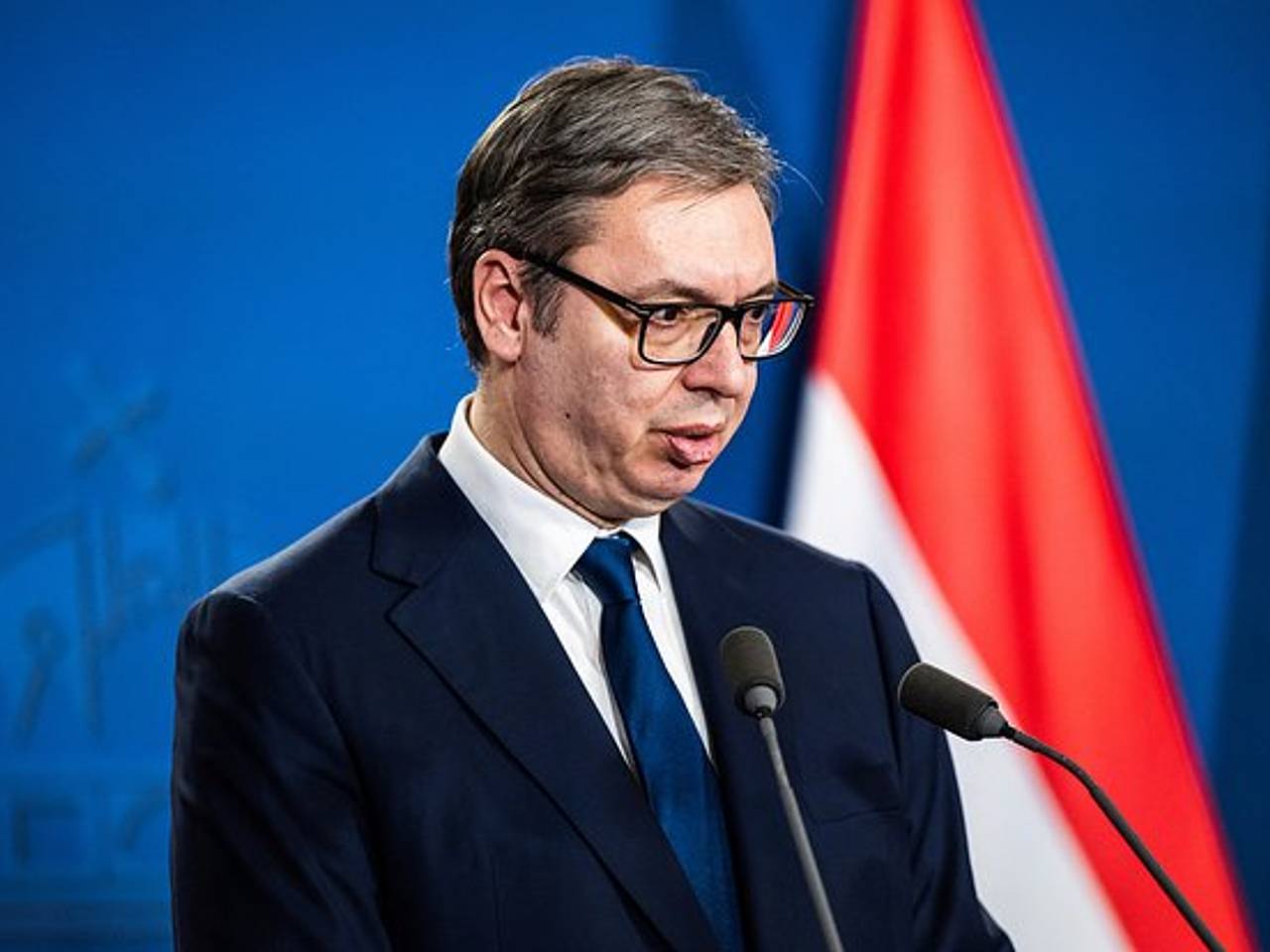 Сербский врач назвал причину недомогания Вучича