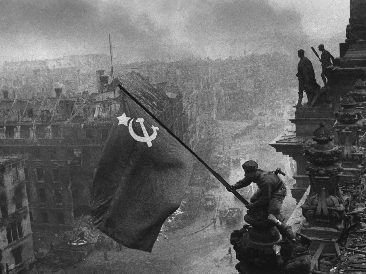 Шойгу высказался о роли СССР в победе над фашизмом
