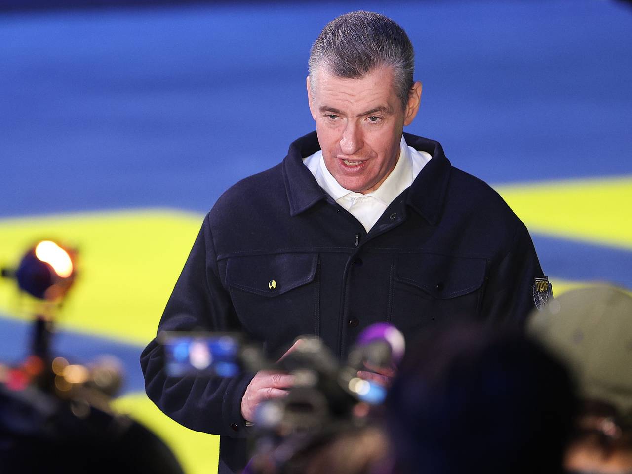 Слуцкий назвал Зеленского фашистом за угрозы участникам парада в Москве