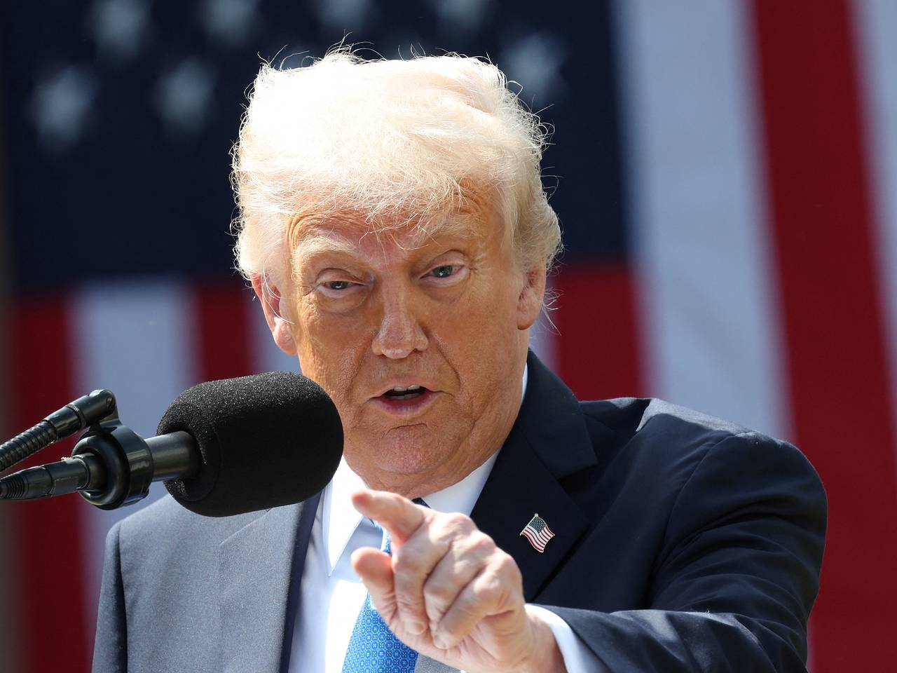 Трамп депортирует сотни тысяч украинцев