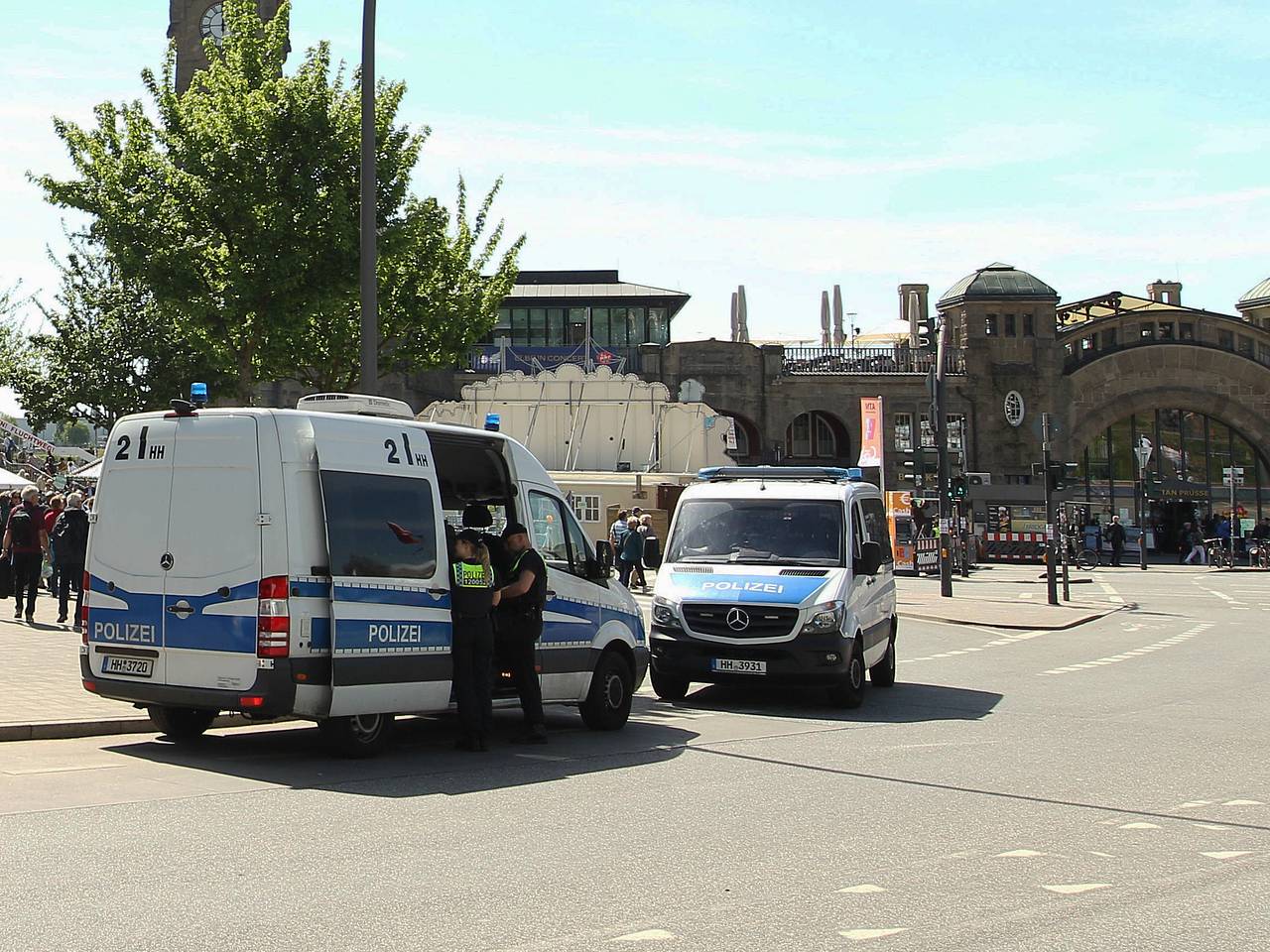 В Германии произошел теракт на вокзале Гамбурга