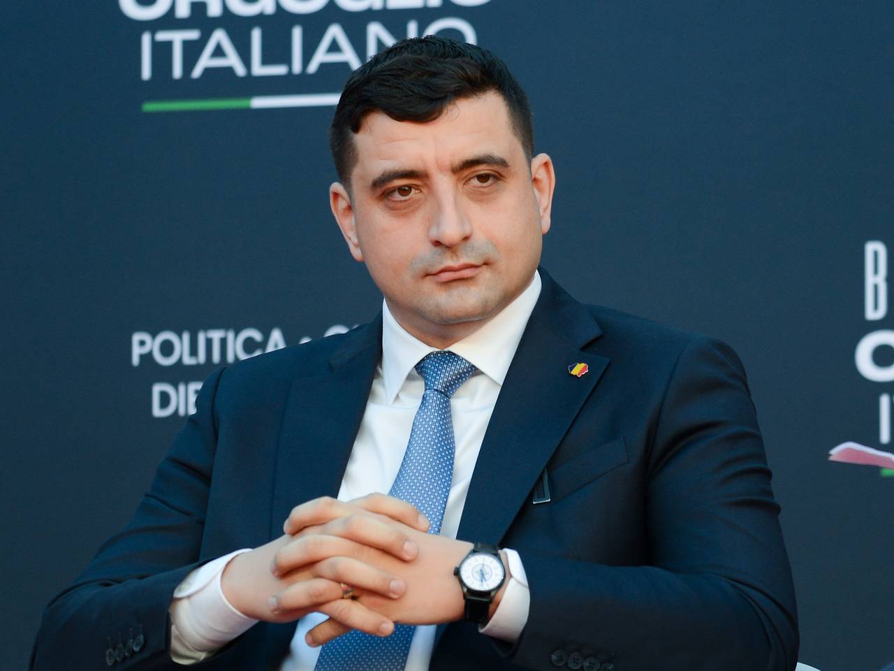 Кандидат в президенты Румынии потребовал компенсаций от Украины