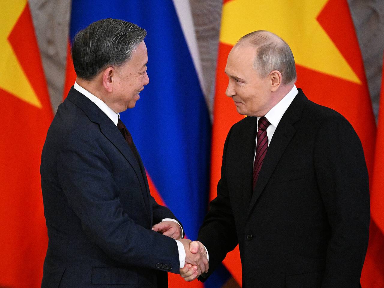 Переговоры Путина с генсеком ЦК Компартии Вьетнама продлились три часа