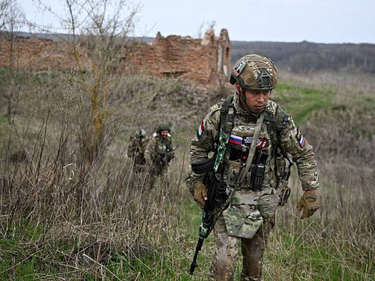 Военкоры сообщили о взятии опорников ВСУ в Волчанских Хуторах до перемирия