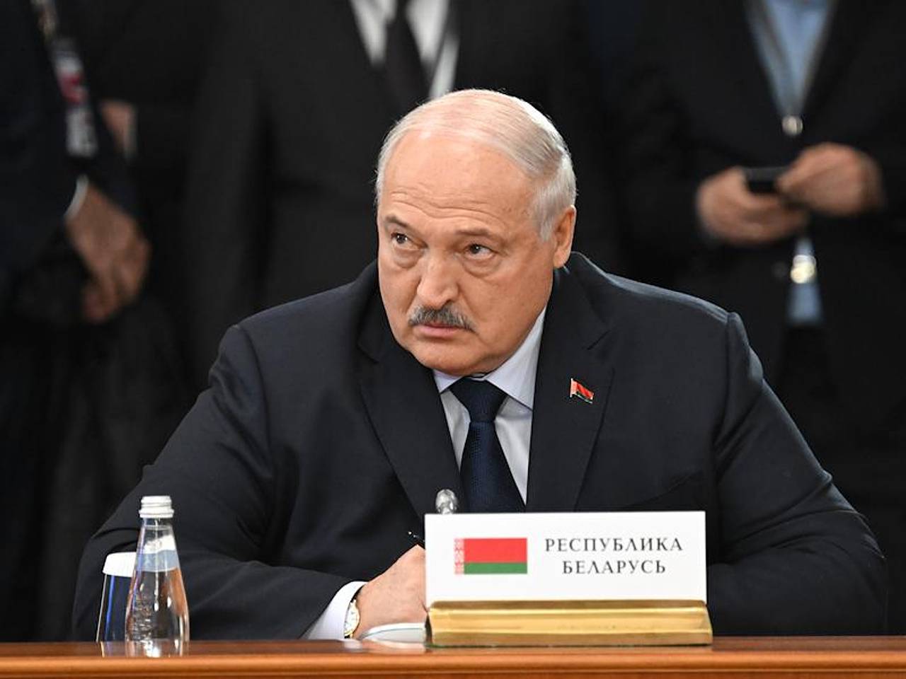 Лукашенко пообещал наказывать тюрьмой за падежи