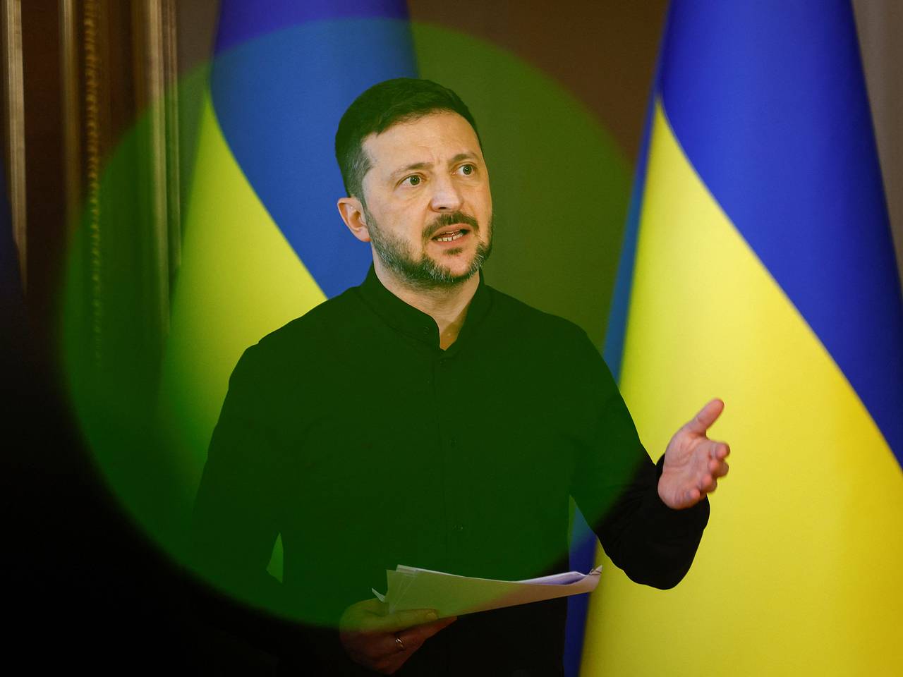 Зеленский собрался в Стамбул с компанией