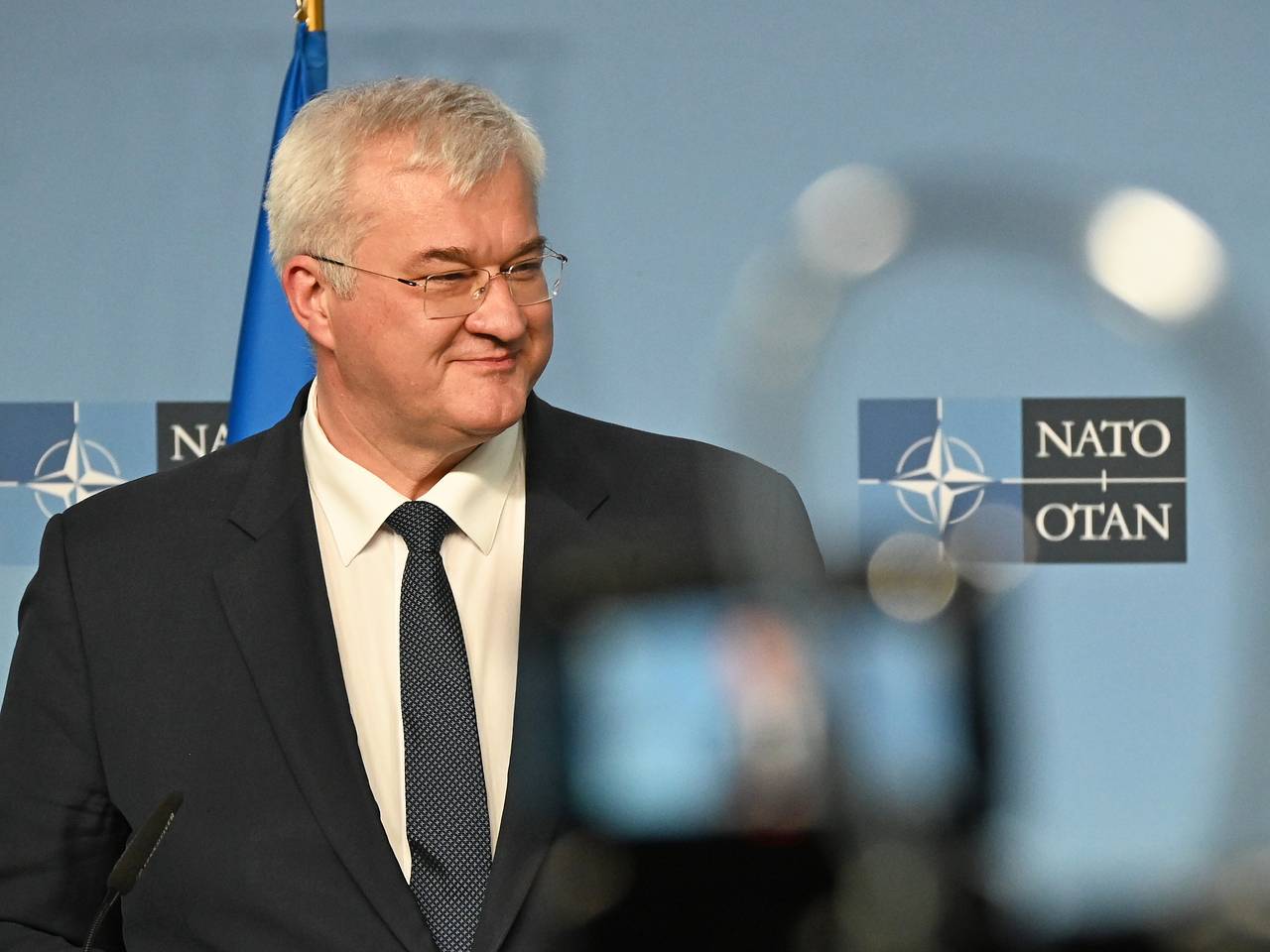 В МИД Украины назвали количество полученных из обещанных ЕС снарядов
