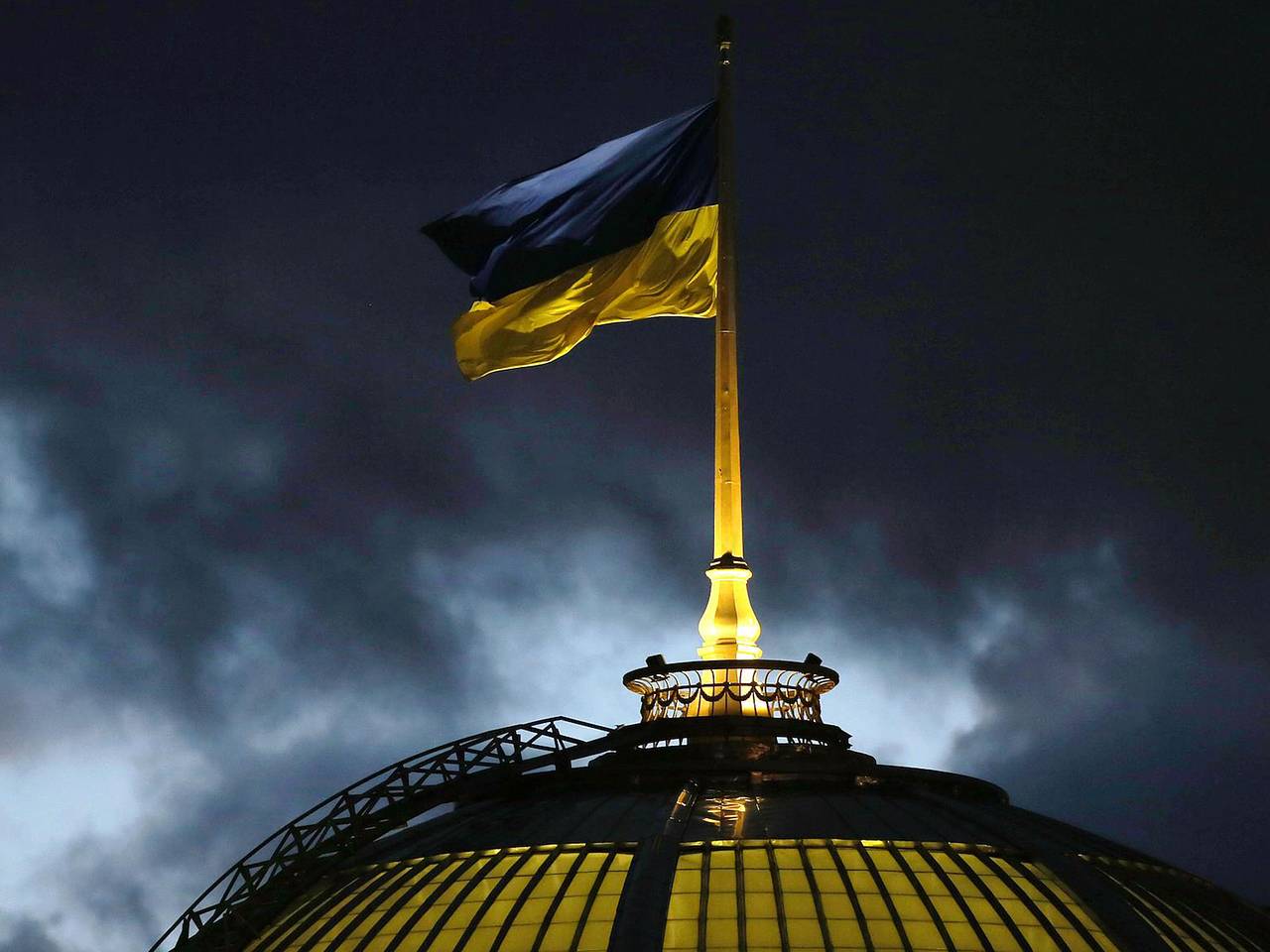На Украине признали реальную власть за маргиналами