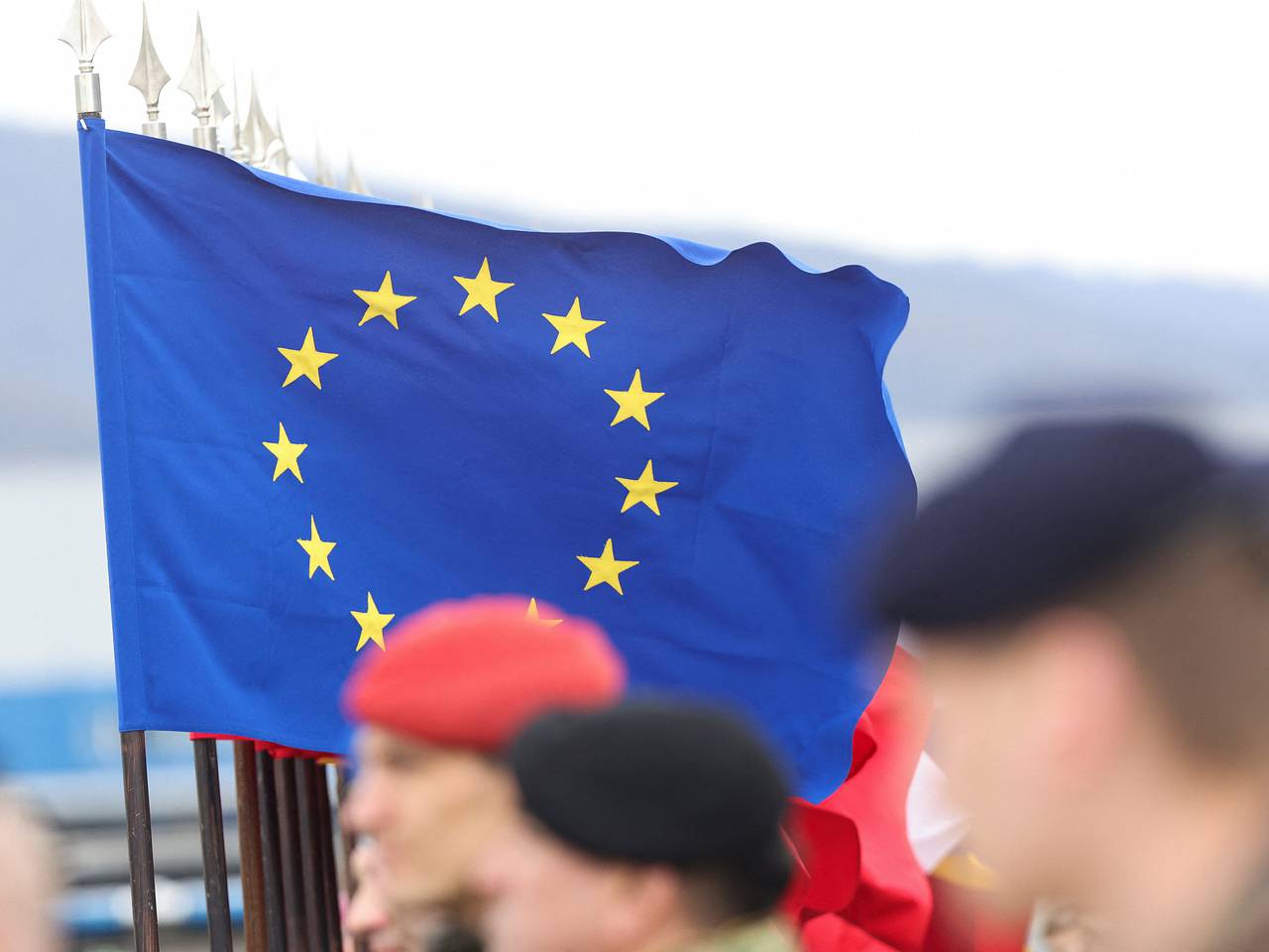 Страны ЕС согласовали 17-й пакет санкций против России