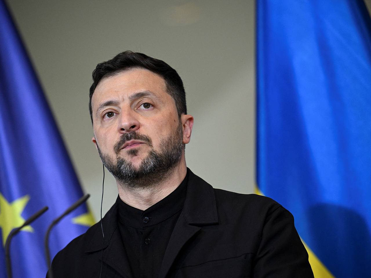 На Западе выразили недовольство Зеленским из-за переговоров с Россией