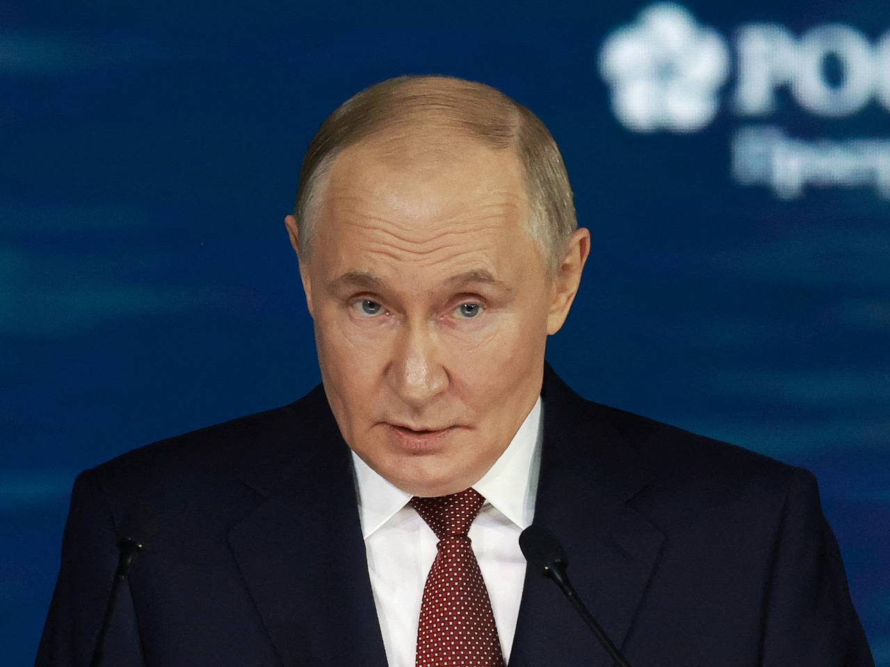 Путин допустил взятие Сум