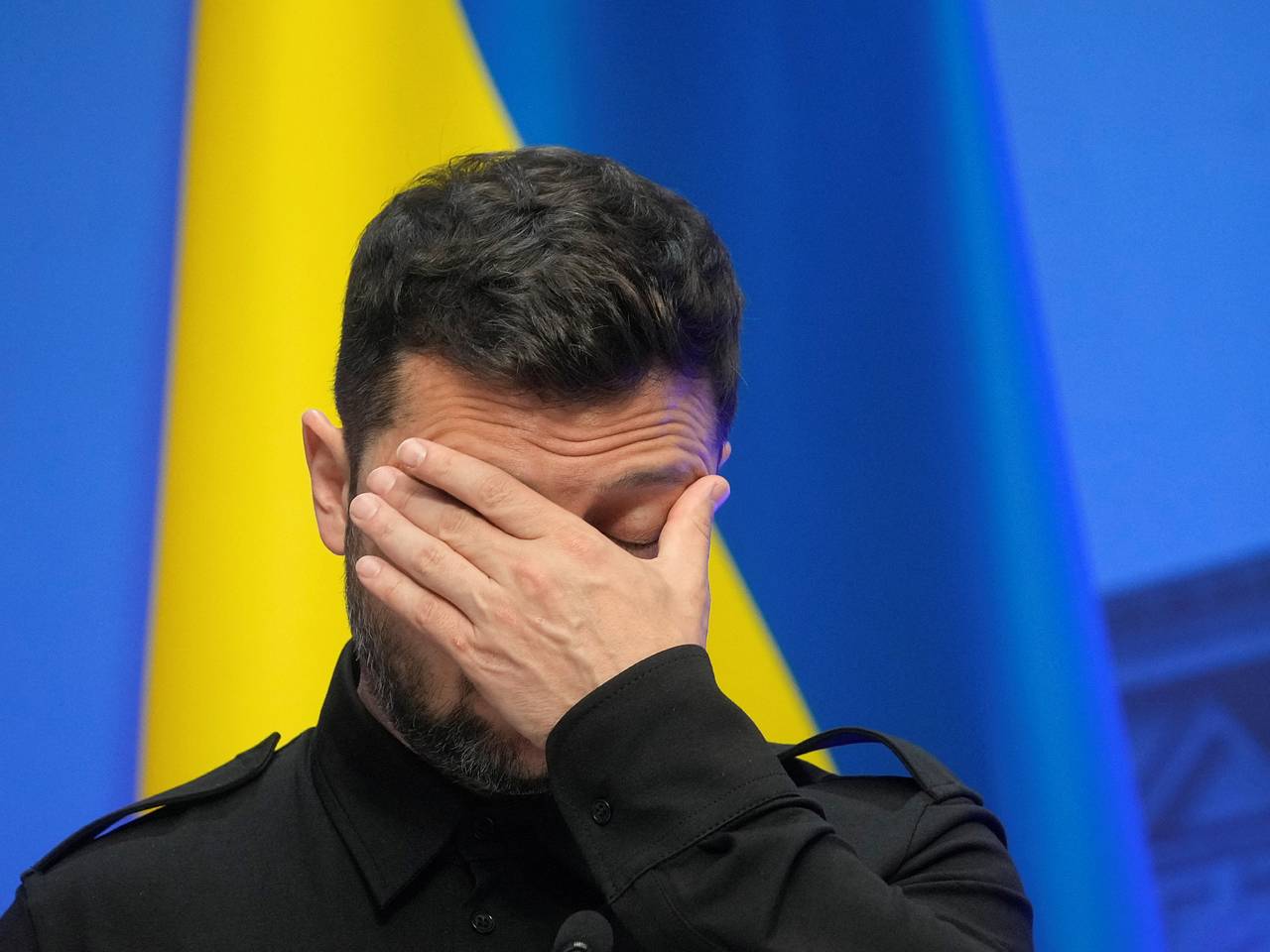 Зеленский обвинил Орбана в использовании украинского конфликта