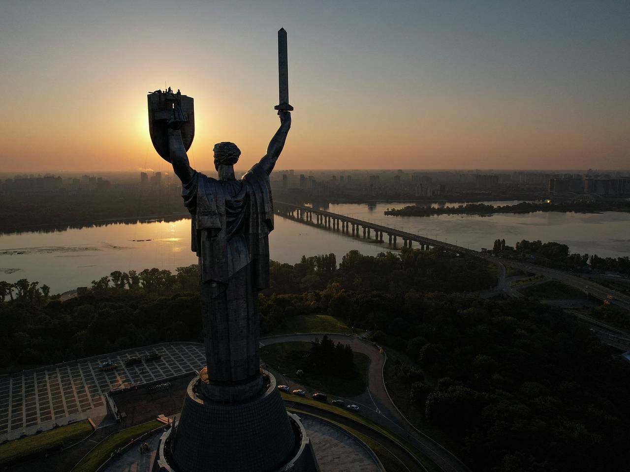 Вероятность прекращения военной поддержки Украины со стороны Великобритании оценили