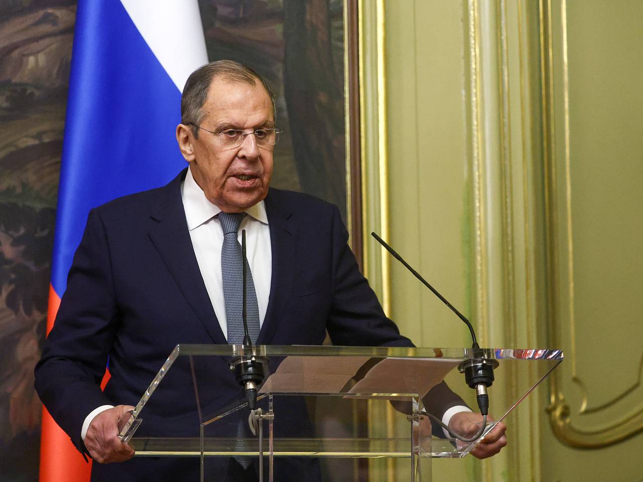 Лавров рассказал о скатывании «Стармеров, Мерцев и Макронов» в фашизм