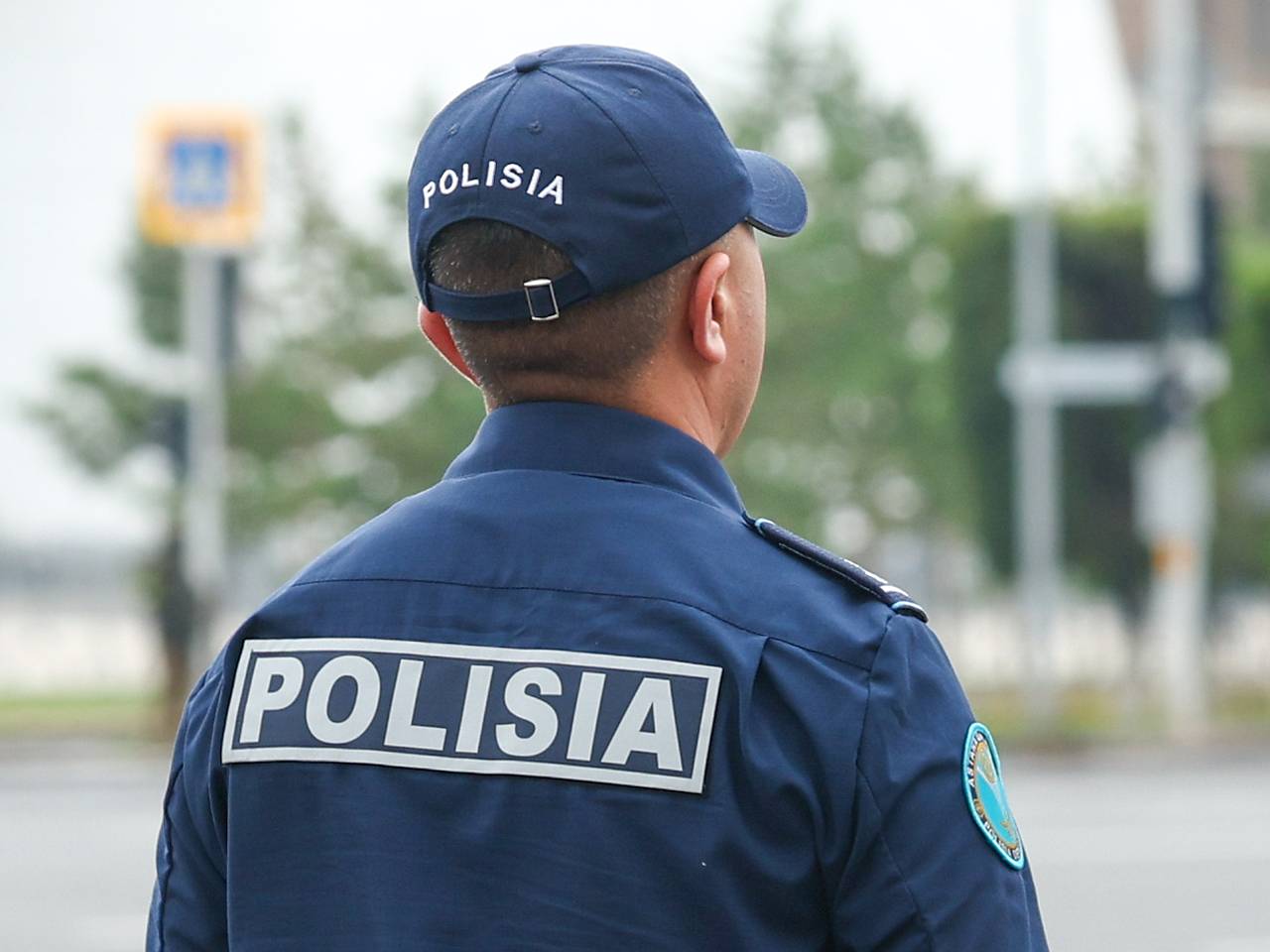 В Казахстане прокомментировали русофобскую вывеску на магазине