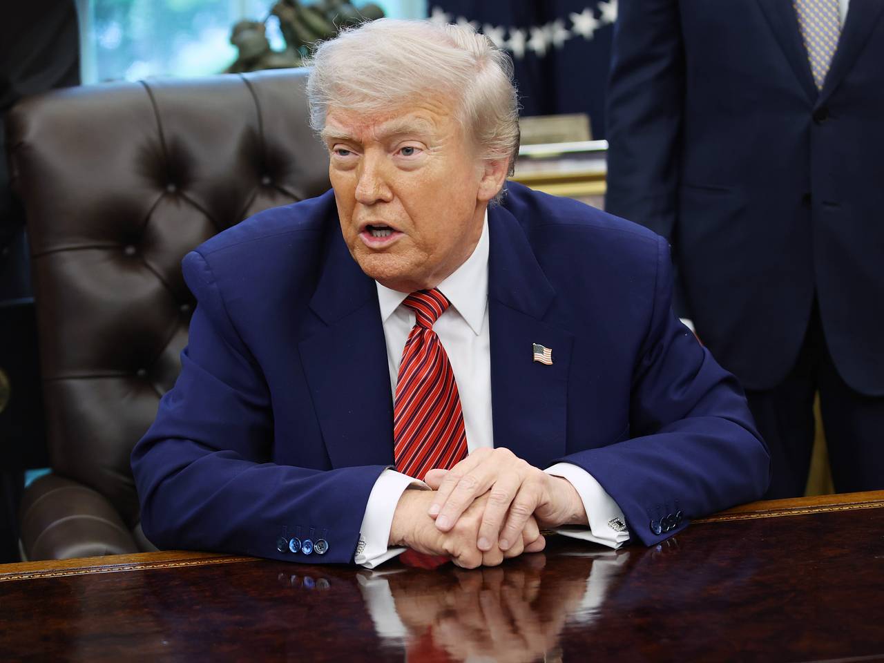 Трамп призвал отменить потолок госдолга США из-за грозящей «катастрофы»