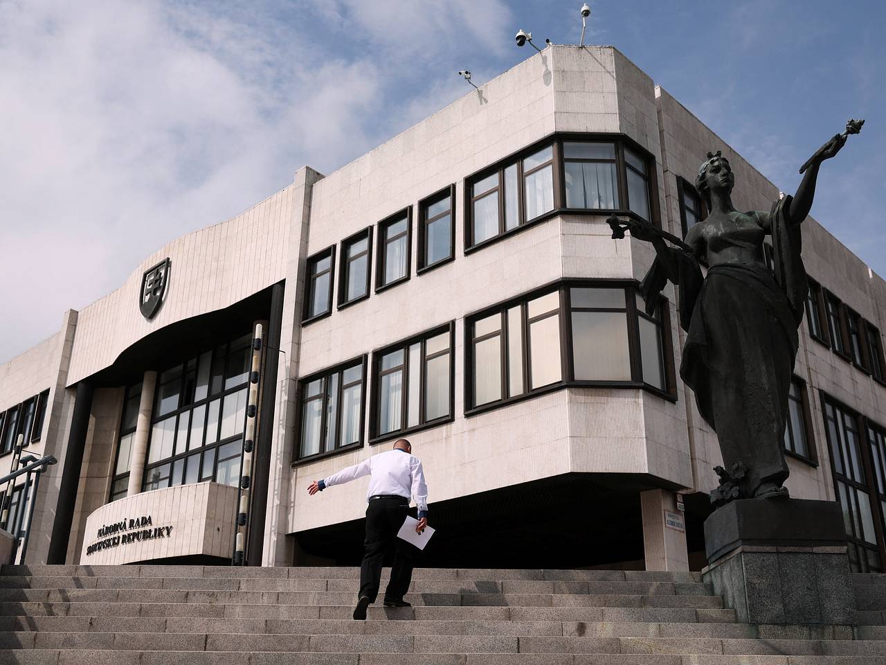 Словакия отказалась от санкционной политики против России