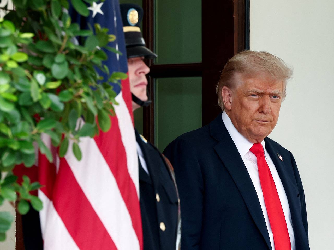 Трамп даст России и Украине «немного повоевать»