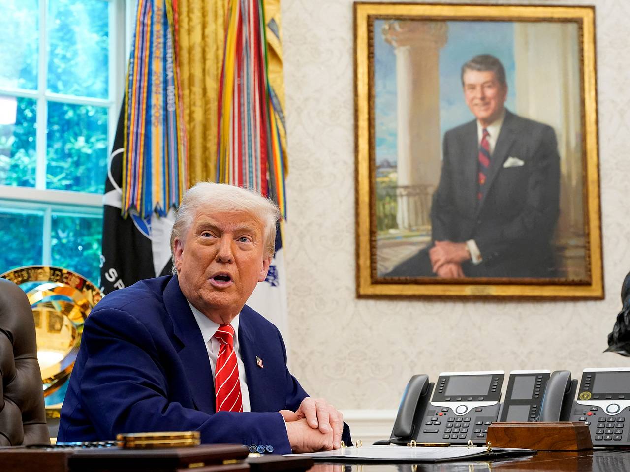 Американские сенаторы обвинили Трампа в нерешительности в отношении России