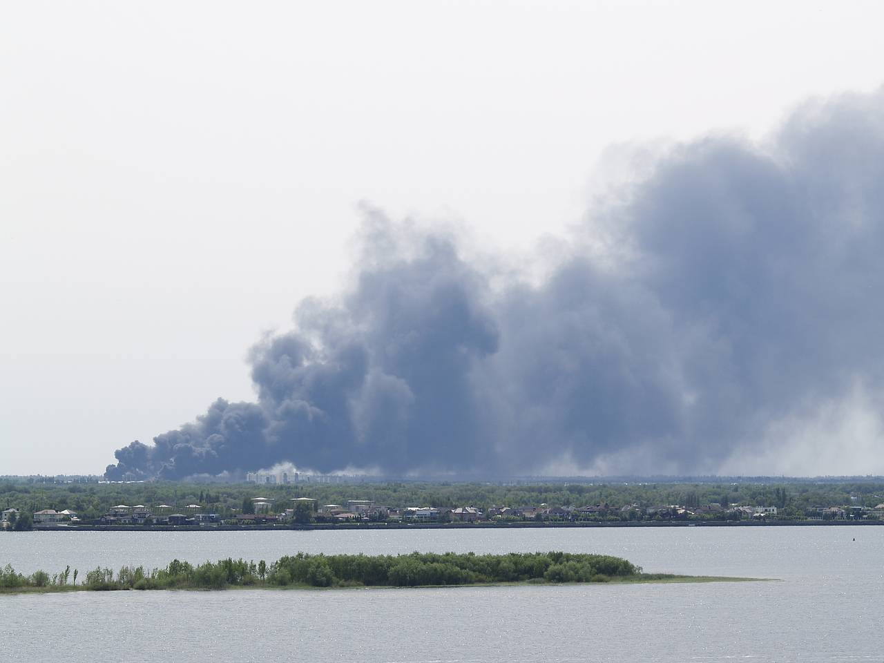Взрыв прогремел на территории киностудии в Баку