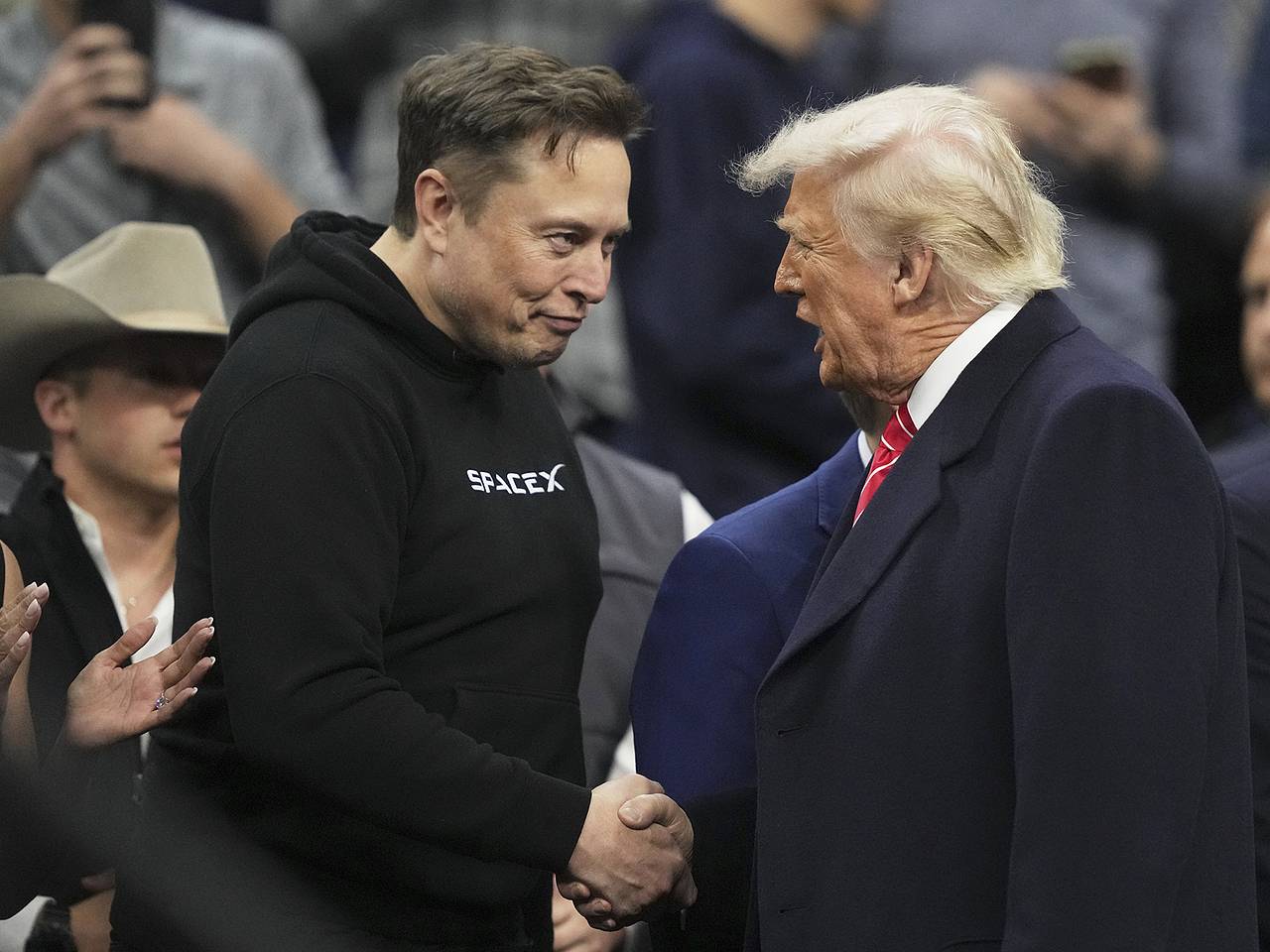 США предрекли зависимость от России из-за ссоры Трампа и Маска