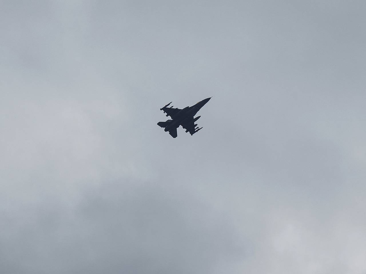 Зеленский раскрыл подробности о сбитом американском F-16