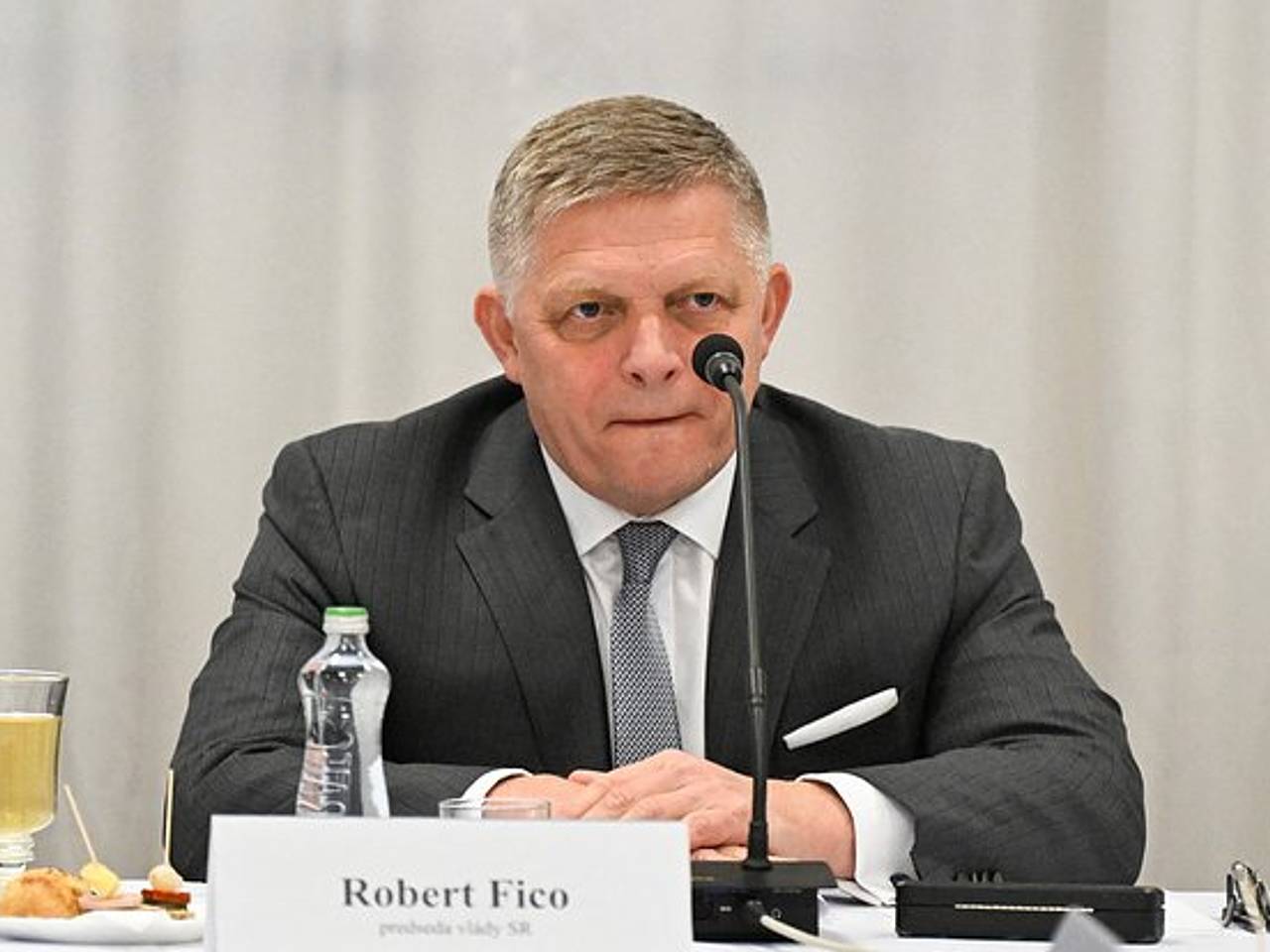 Фицо призвал к изменению политической системы в Европе