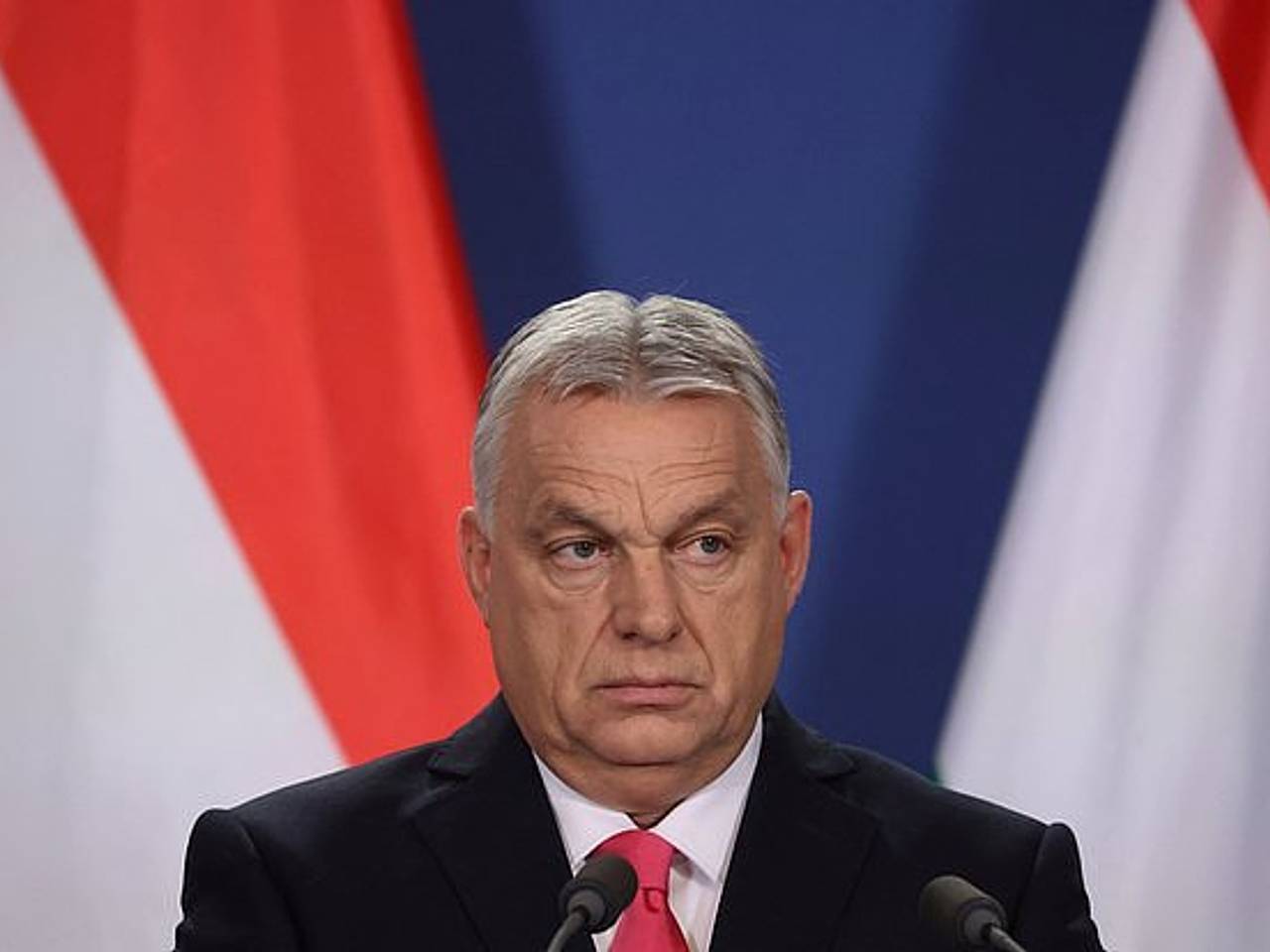 Орбан призвал отказаться от приема Украины в Евросоюз