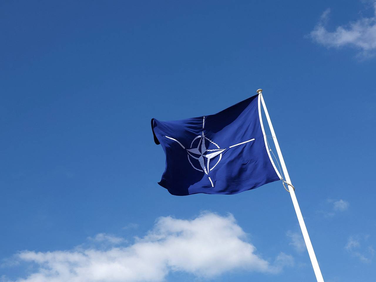 НАТО призвали официально объявить Россию самой большой угрозой