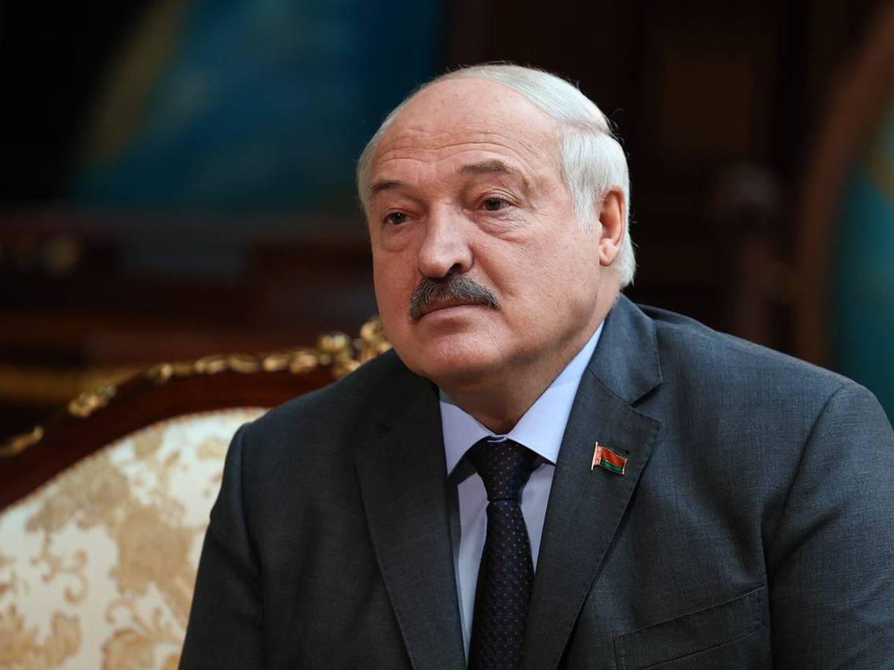 Лукашенко опроверг молодежный миф о картошке