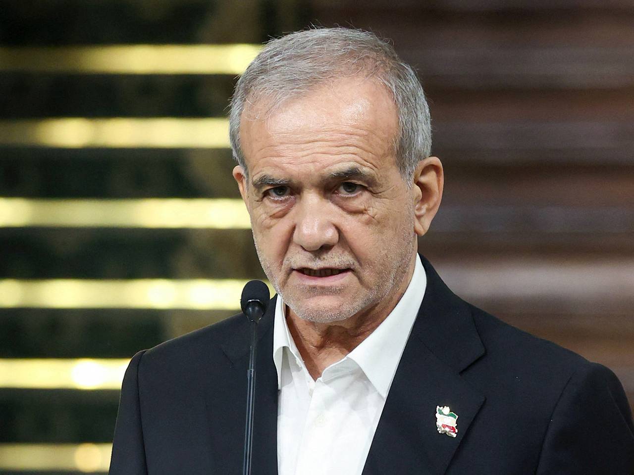 Премьер Пакистана передал послание Путину