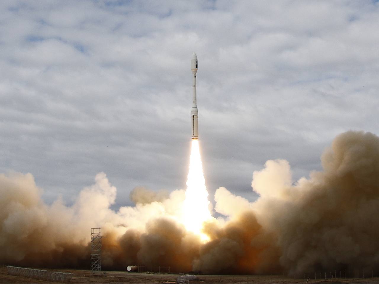 Российский посол оценил возможность передачи Украине ракет Taurus