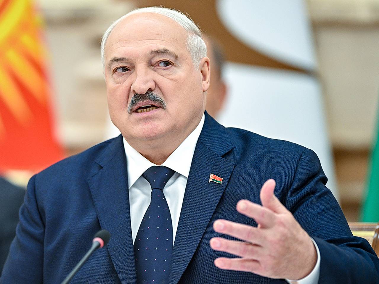 Лукашенко дал совет Молдавии