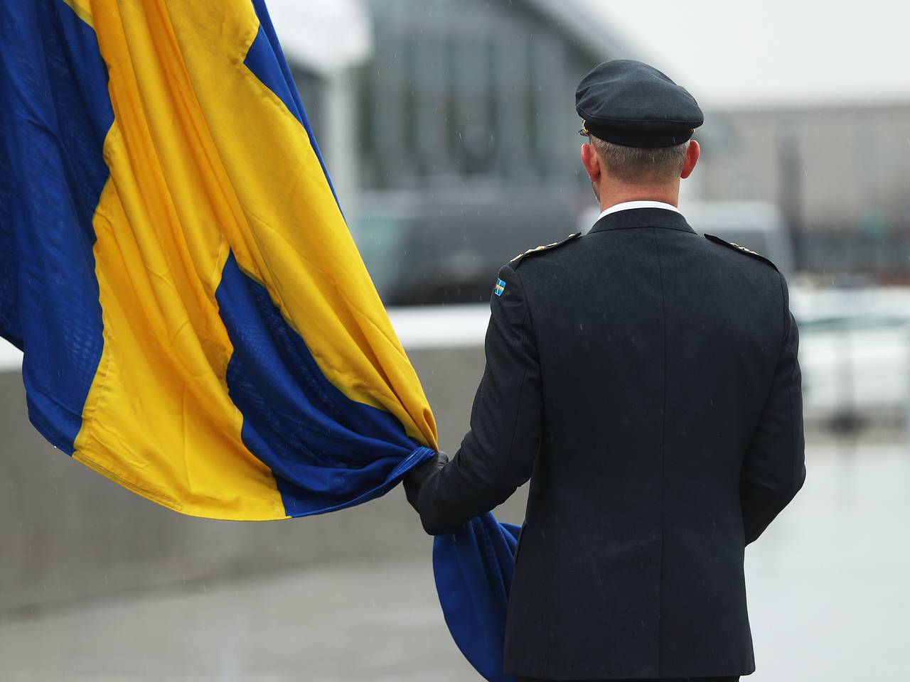 Одна страна НАТО пообещала миллионы Украине вместо помощи другим странам
