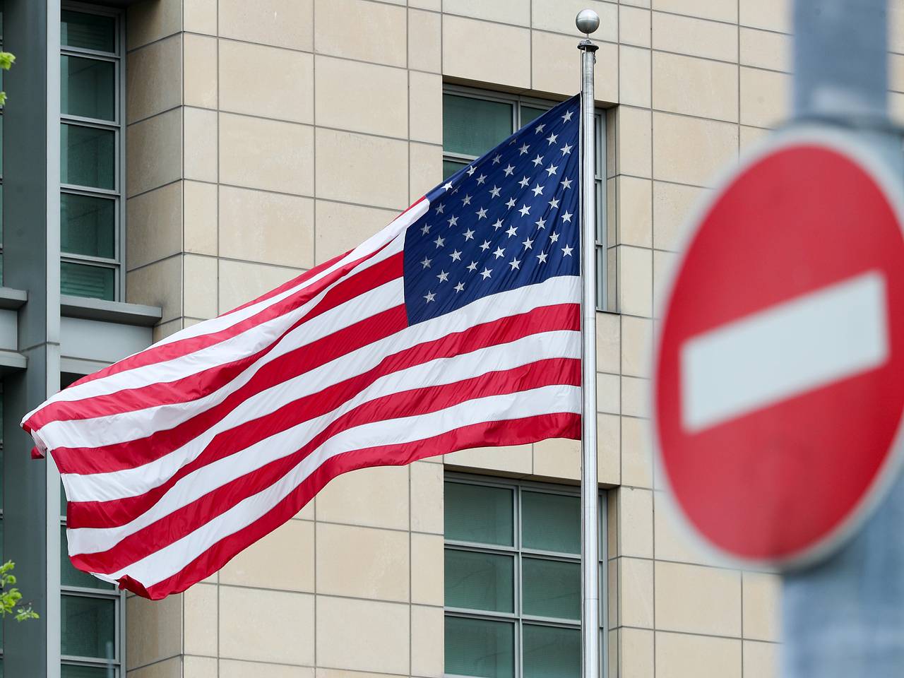 Раскрыты неожиданные детали приостановки помощи США Украине