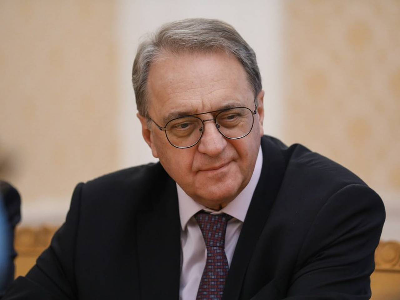 Замглавы МИД Богданова сняли с должности. Он объяснил отставку словами «уже пора»