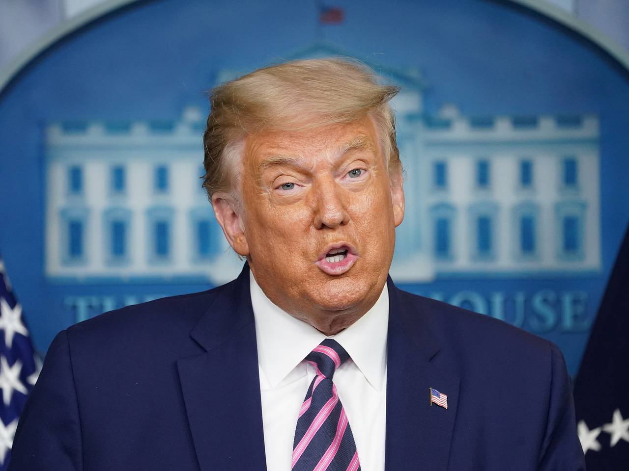 В Британии назвали Трампа ненормальным политиком