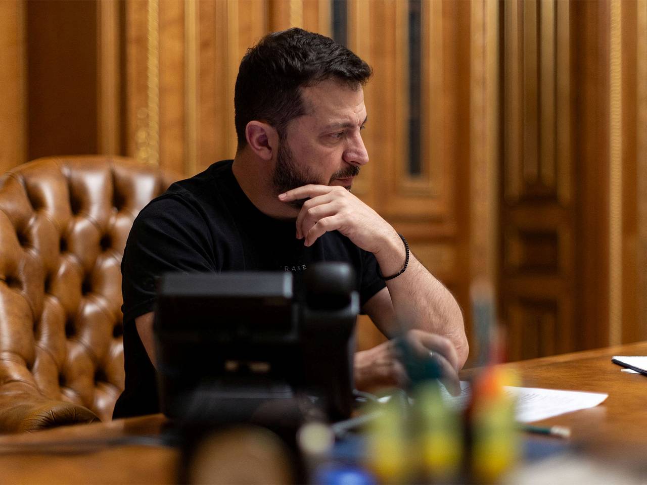 Разговор Зеленского с Макроном сравнили со звонком бывшему