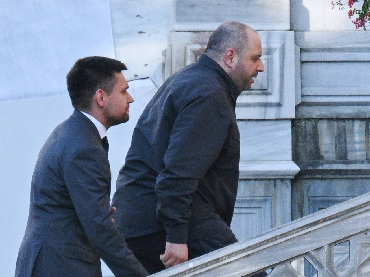 Умеров прибыл на переговоры отдельно от делегации
