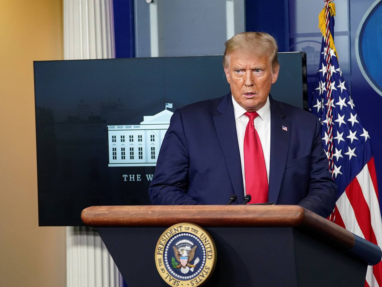 Раскрыта причина отказа Трампа поставлять оружие на Украину