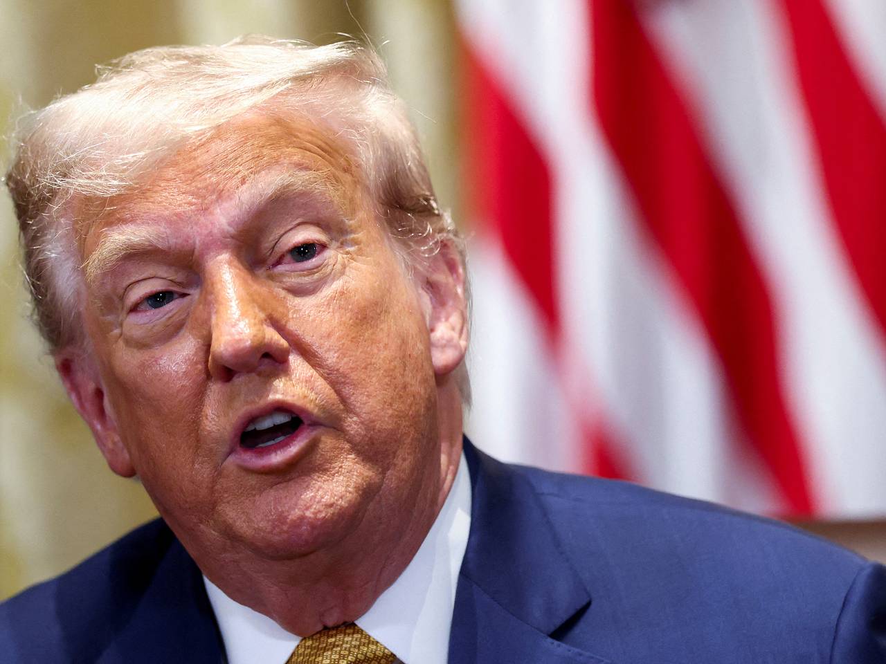 Смену позиции Трампа по Украине объяснили