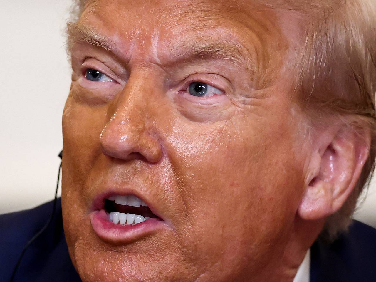 Трамп впервые воспользуется своими полномочиями для отправки оружия Украине