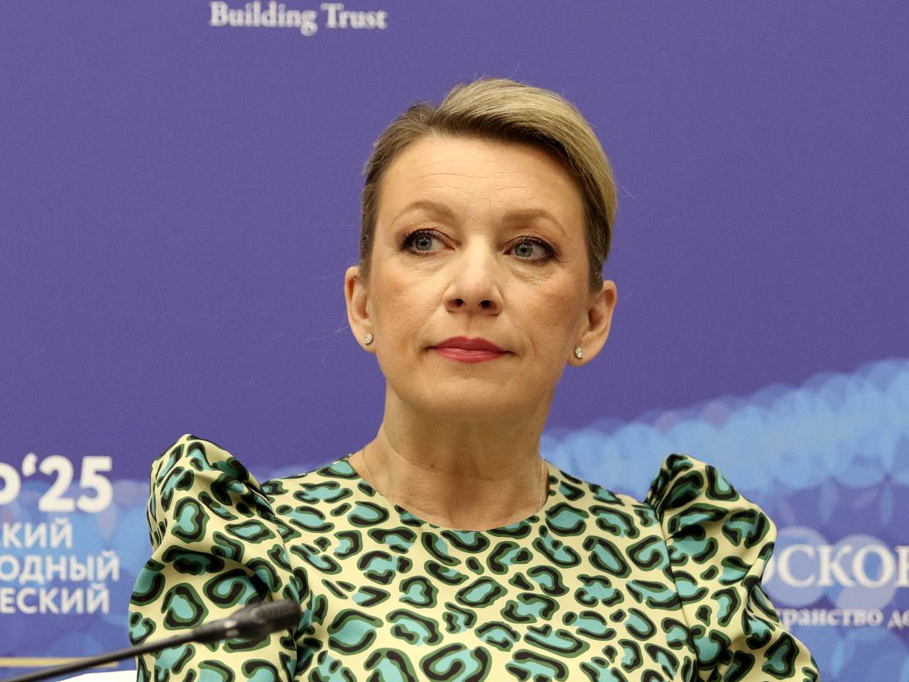 Захарова обвинила поставщиков оружия Украине в спонсировании терроризма