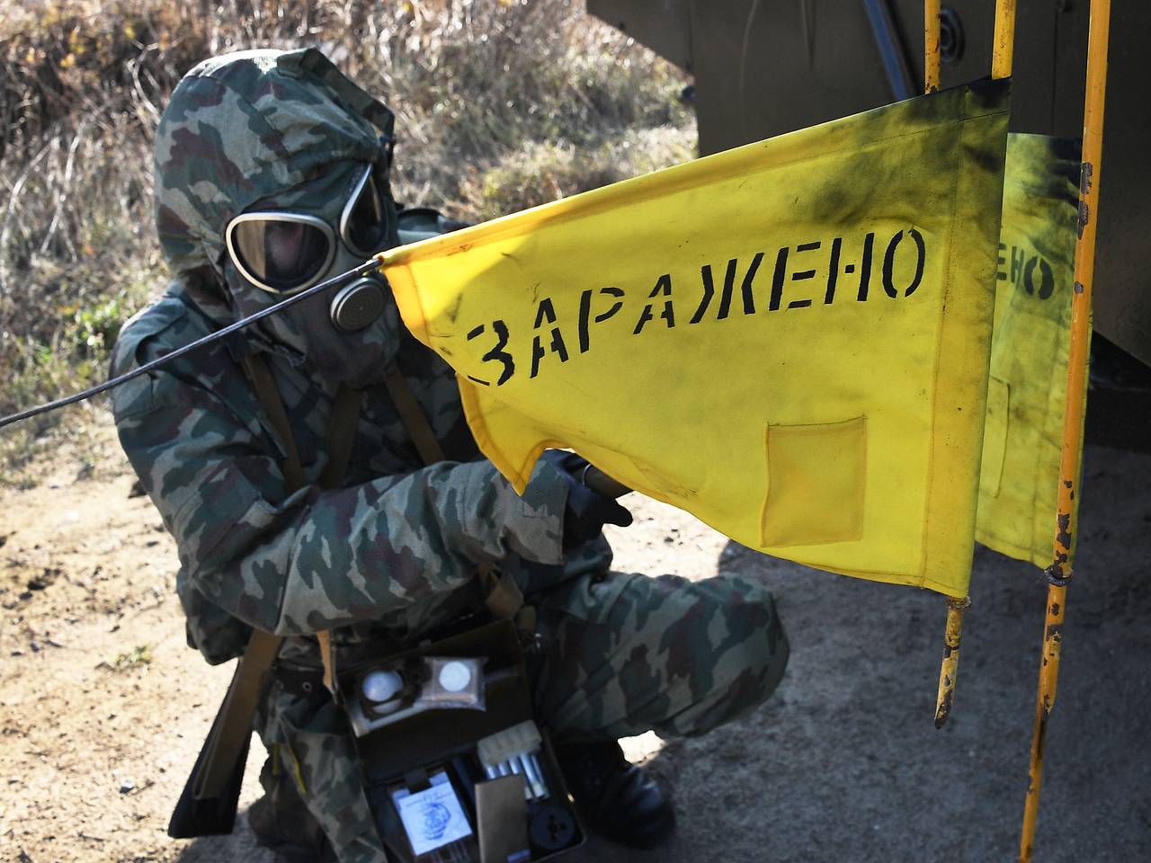 Великобритания ввела санкции против начальника войск РХБЗ