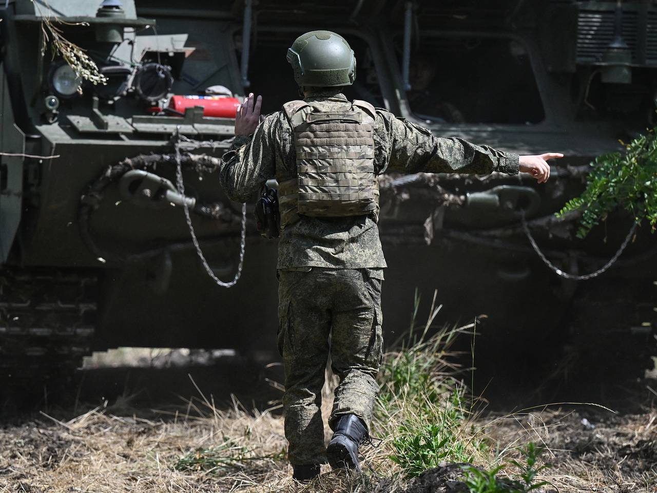 Российские военные начали окружать Купянск с двух сторон